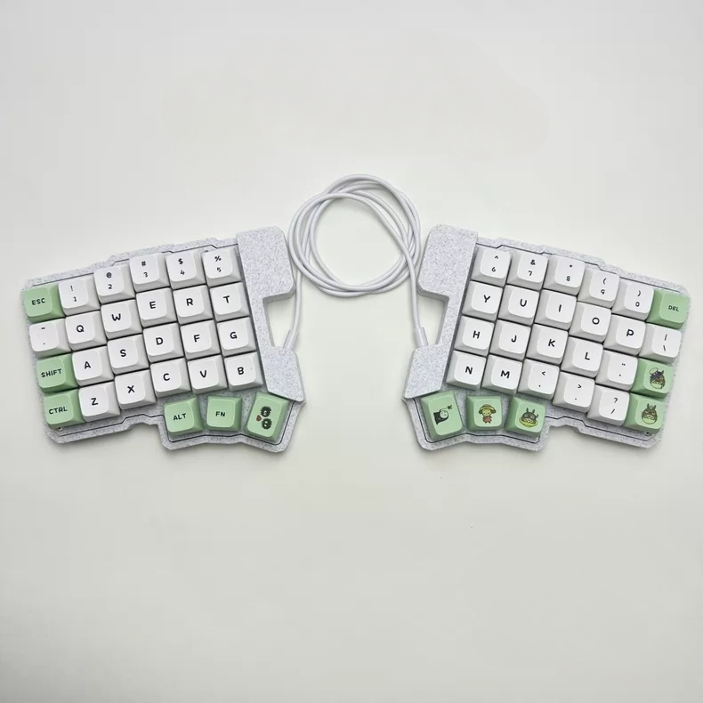 Silakka54 Wired Split Ergonomi - Desk Setup Programmer review and price